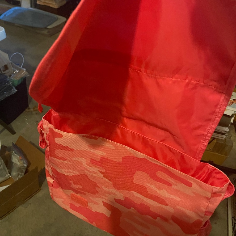 Pink camouflage messenger bag - Picture 5 of 5